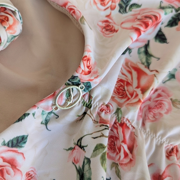 Jantzen Rose Print Front Lacing Back Tie Swimsuit - Picture 4 of 8